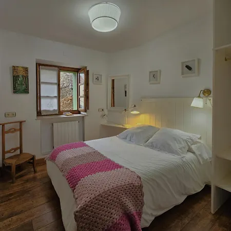 Prázdninový dům La Pumarada De Limes *